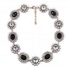 Black Grandi Crystal Colar necklace