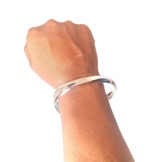 Veloura Silver Stainless Steel Bangle